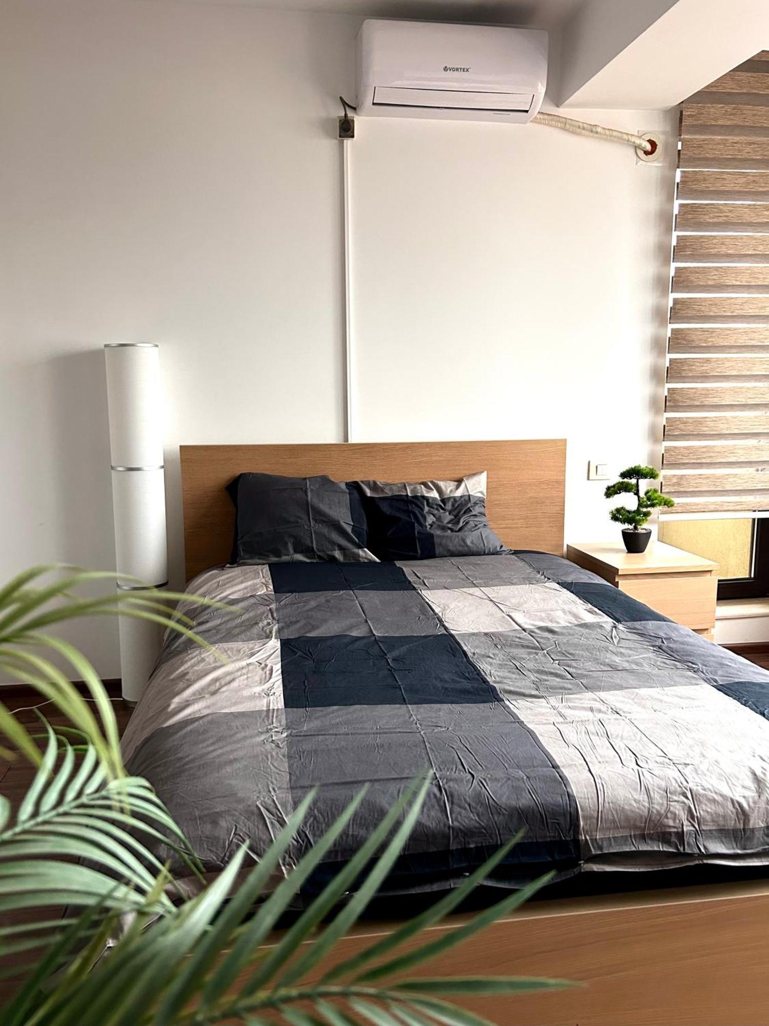Cozy Apartment With Self Check-In Near Promenada Mall And Verdi Park Bucharest Luaran gambar