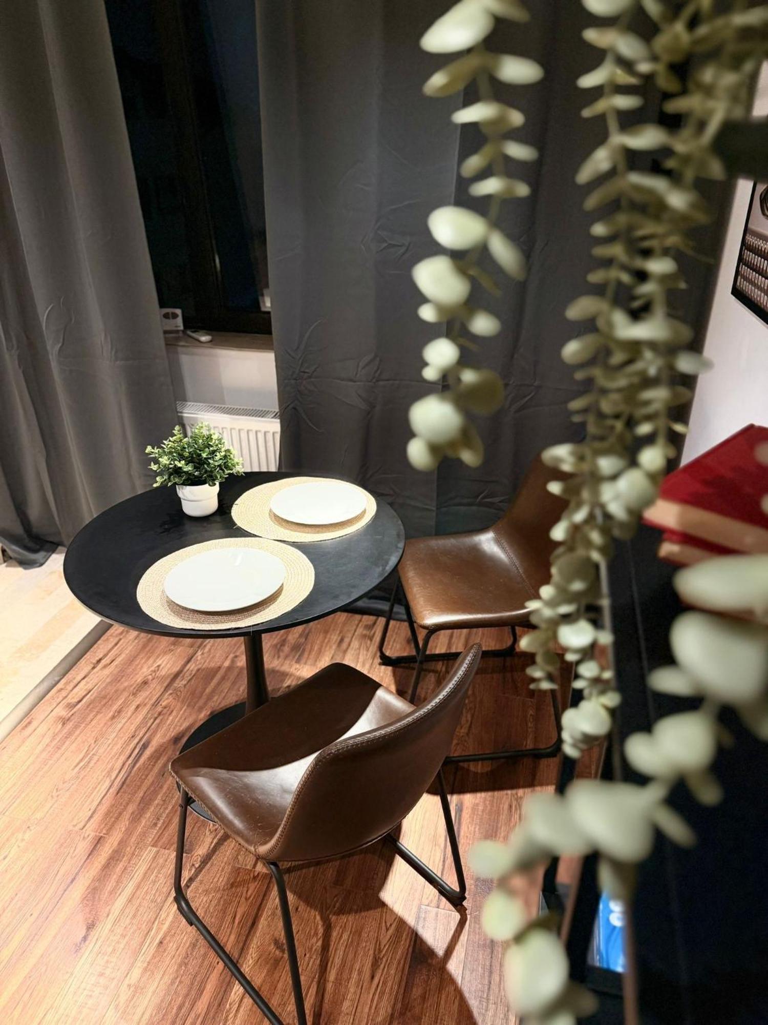 Cozy Apartment With Self Check-In Near Promenada Mall And Verdi Park Bucharest Luaran gambar